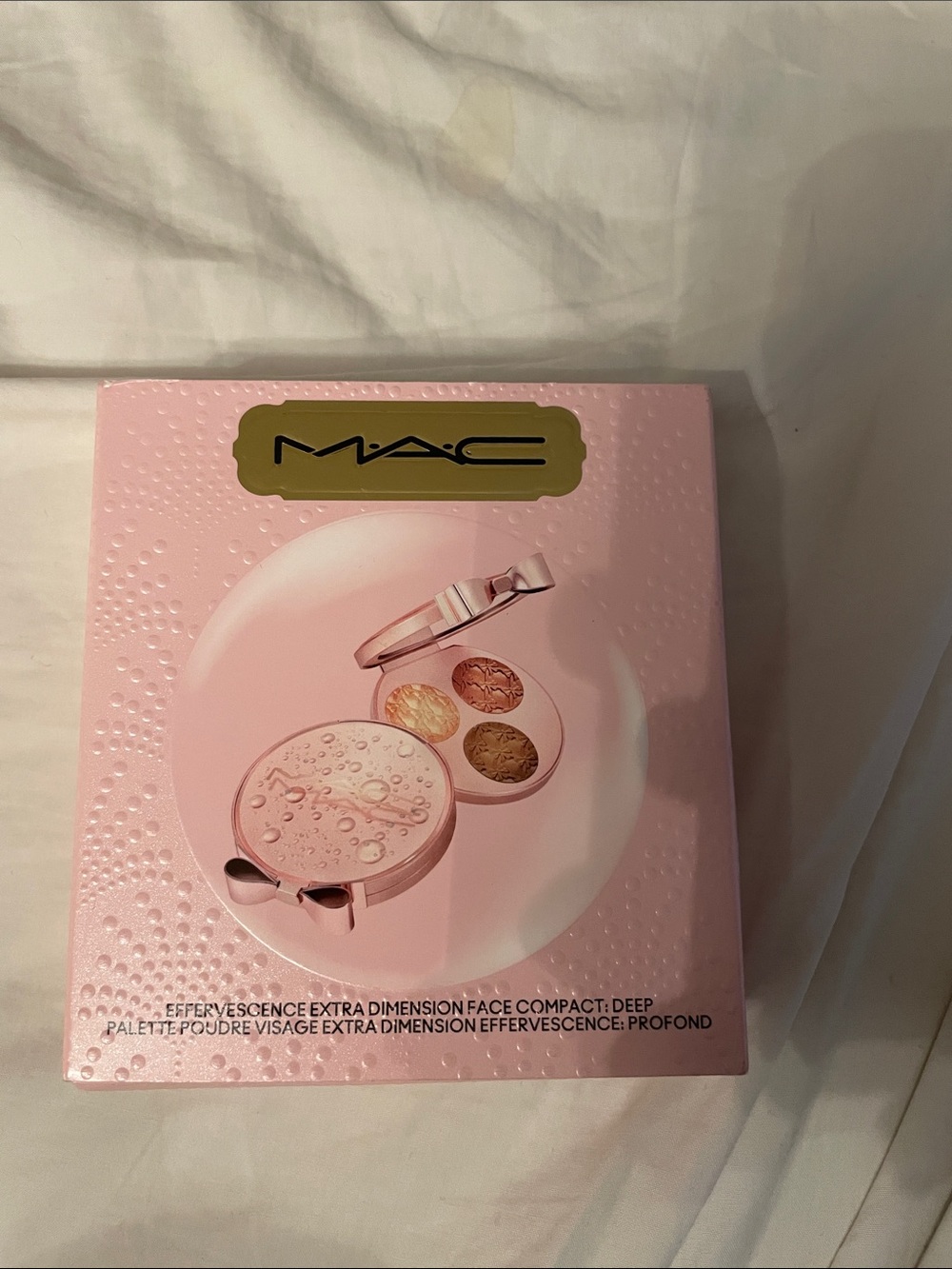 MAC Cosmetics Effervescence Extra Dimension Face Compact — Pink & Gold Accents